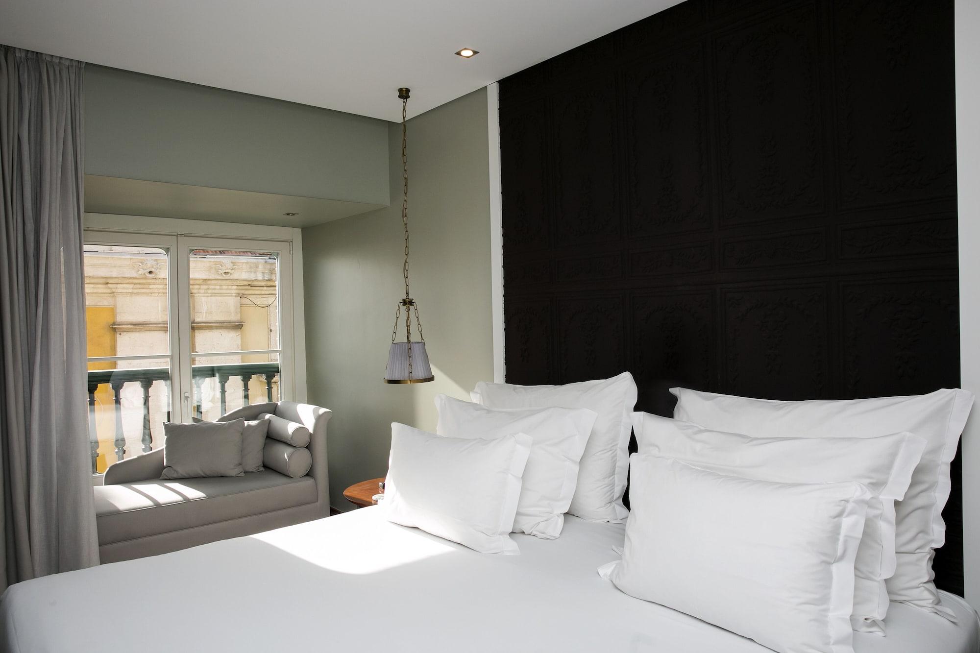 Pousada De Lisboa - Small Luxury Hotels Of The World Екстериор снимка A room at the hotel