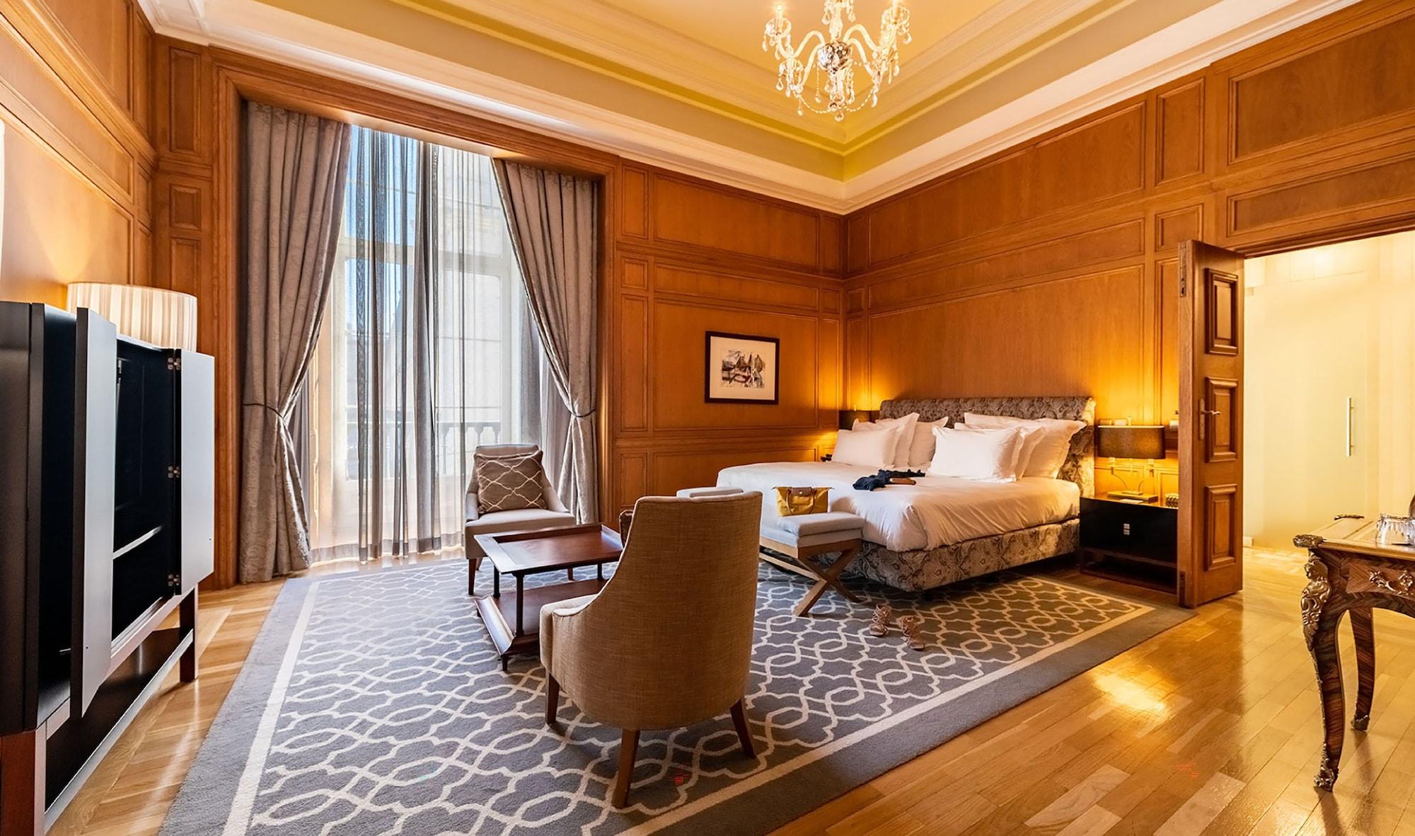 Pousada De Lisboa - Small Luxury Hotels Of The World Екстериор снимка A bedroom at the hotel