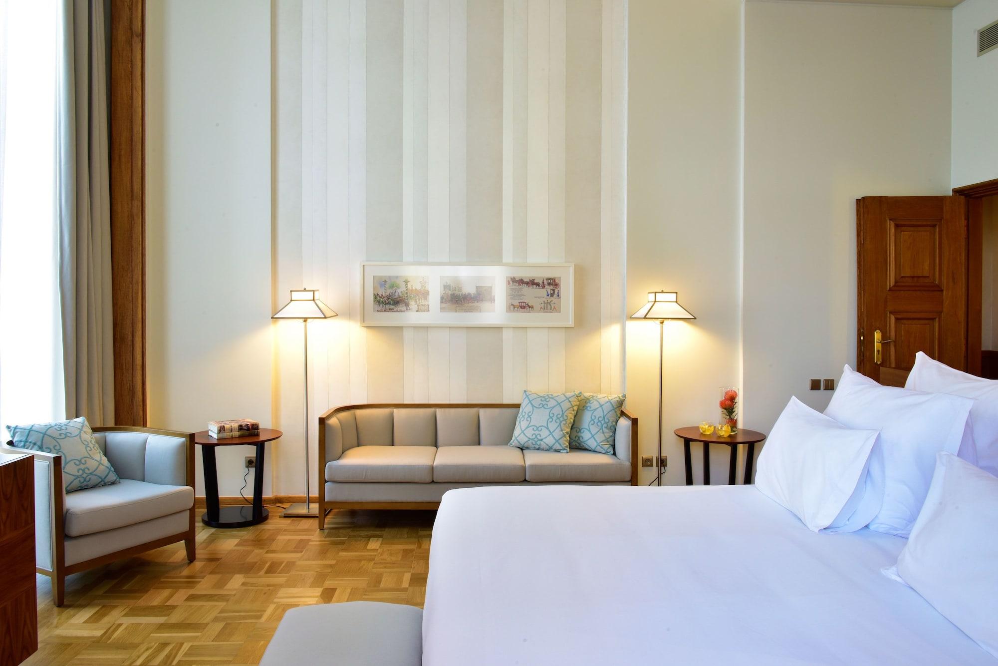 Pousada De Lisboa - Small Luxury Hotels Of The World Екстериор снимка A room at the hotel