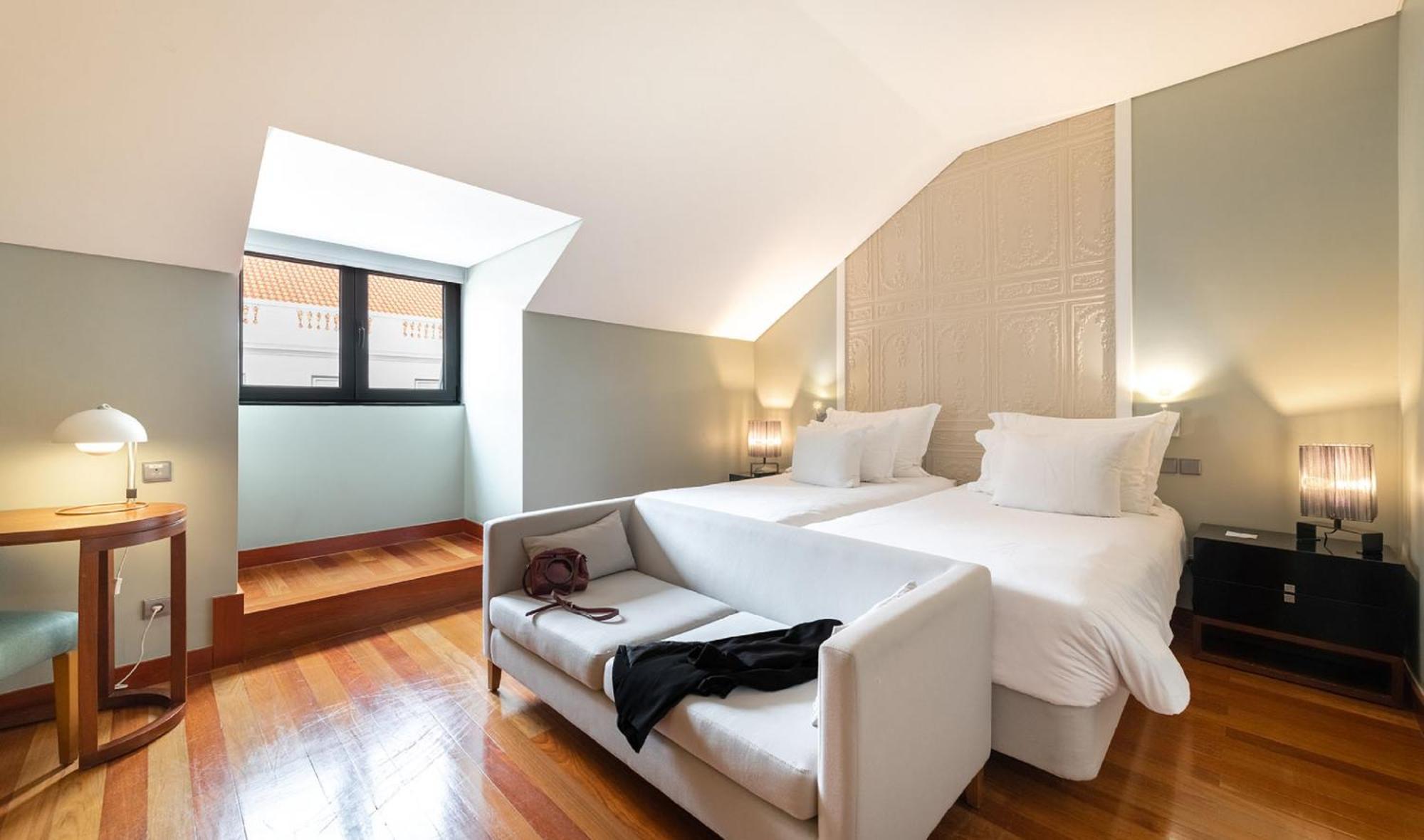 Pousada De Lisboa - Small Luxury Hotels Of The World Екстериор снимка A room at the hotel